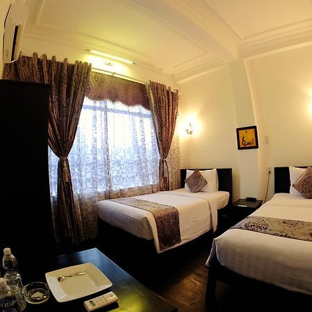 Evelyn Hotel Danang Exterior photo