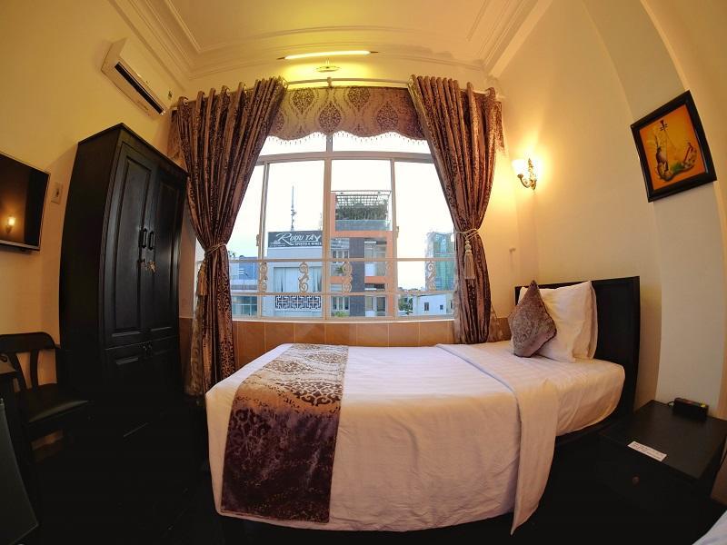 Evelyn Hotel Danang Exterior photo